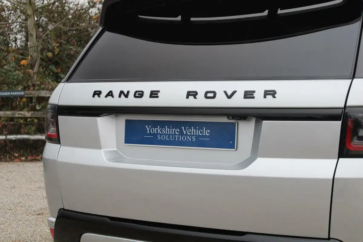 2019-land-rover-range-rover-sport-30-sdv6-hse-dynamic-big-42