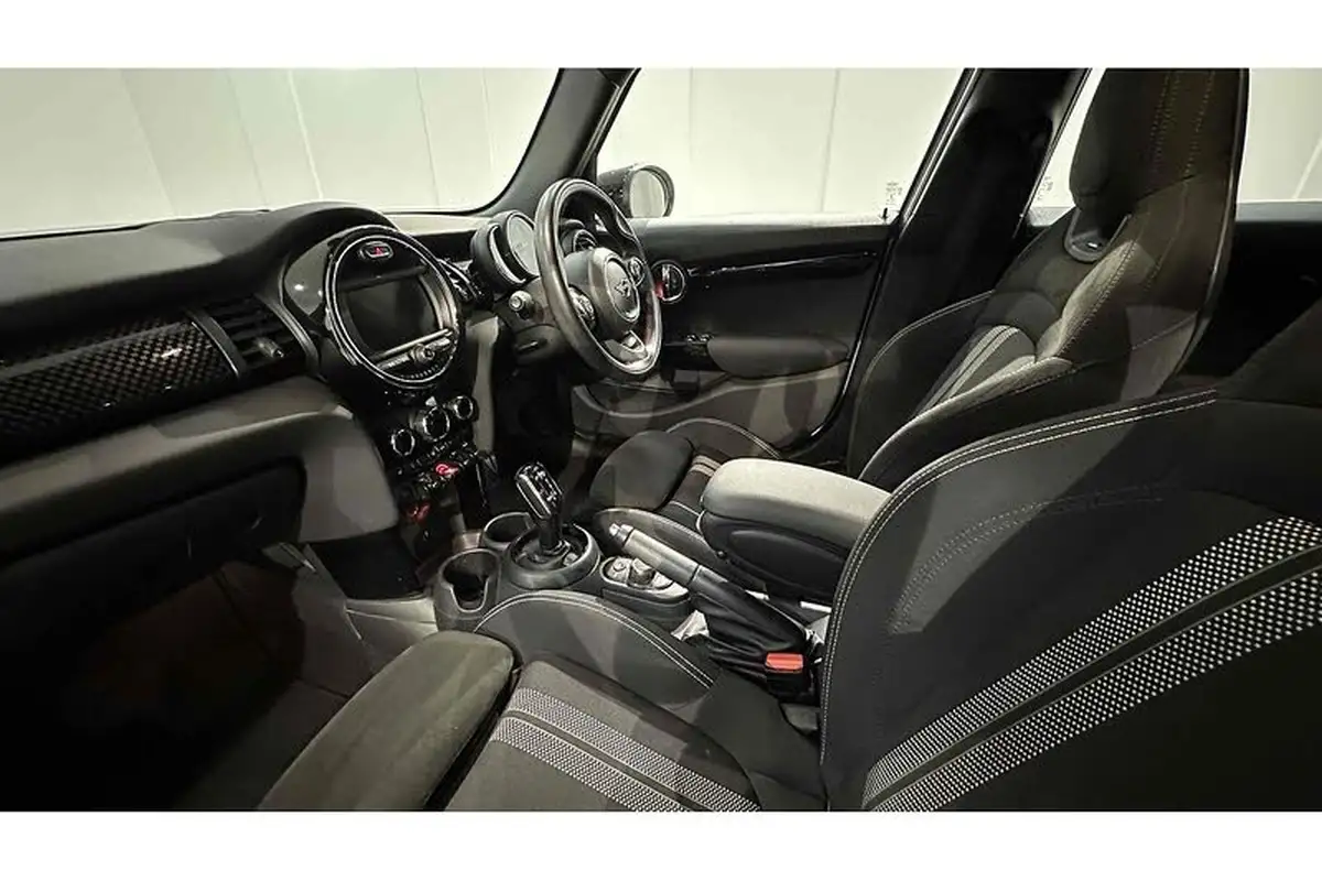 2020-mini-cooper-20-cooper-s-sport-189bhp-hatchback-5d-auto-big-17