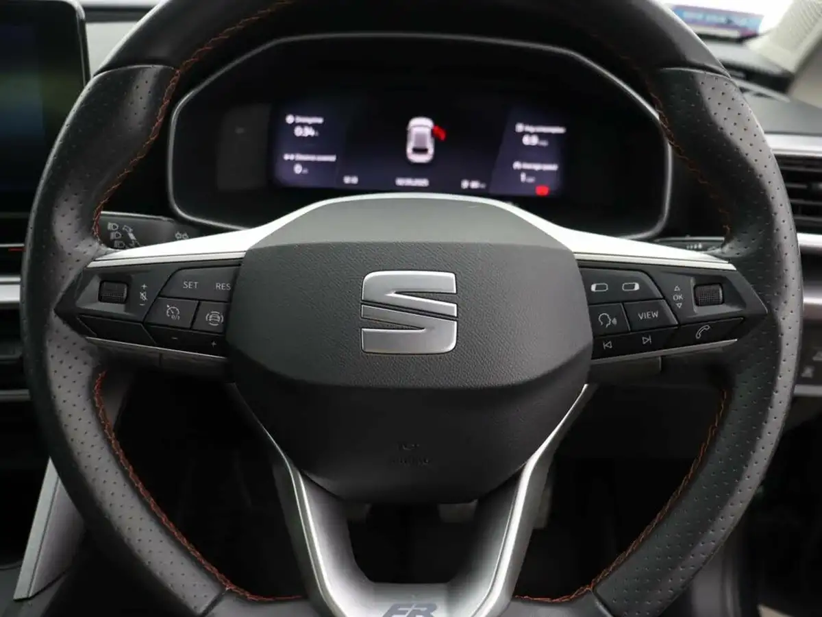 2020-seat-leon-15-tsi-evo-fr-150ps-hatchback-big-22