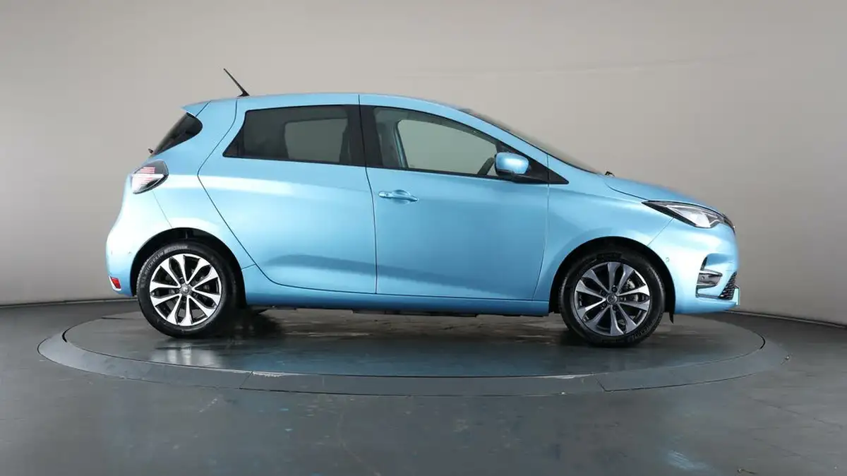 2022-renault-zoe-e-gt-line-big-51