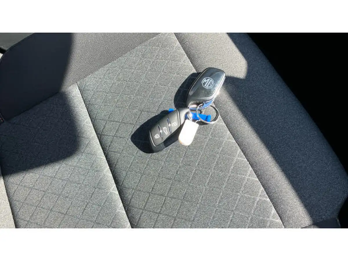 2024-mg-mg3-15-se-194ps-hev-1498cc-auto-big-19