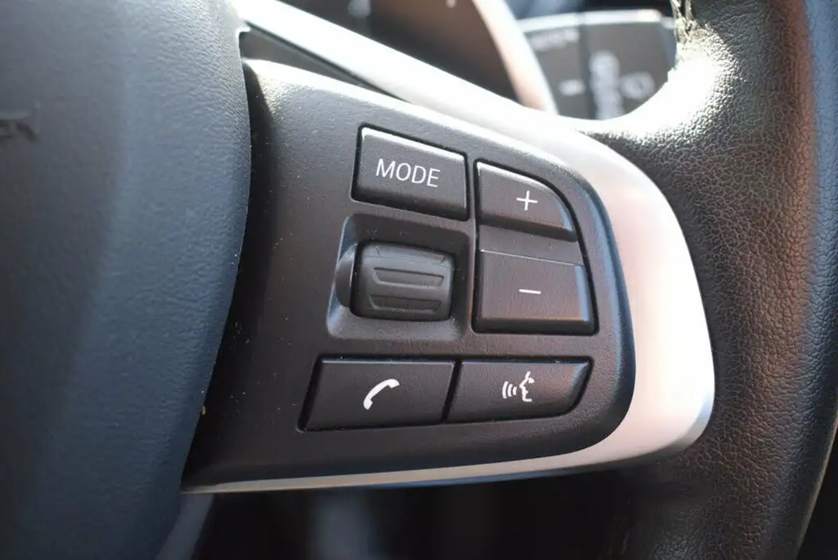 2022-bmw-x2-20td-sdrive18d-sport-auto-big-30