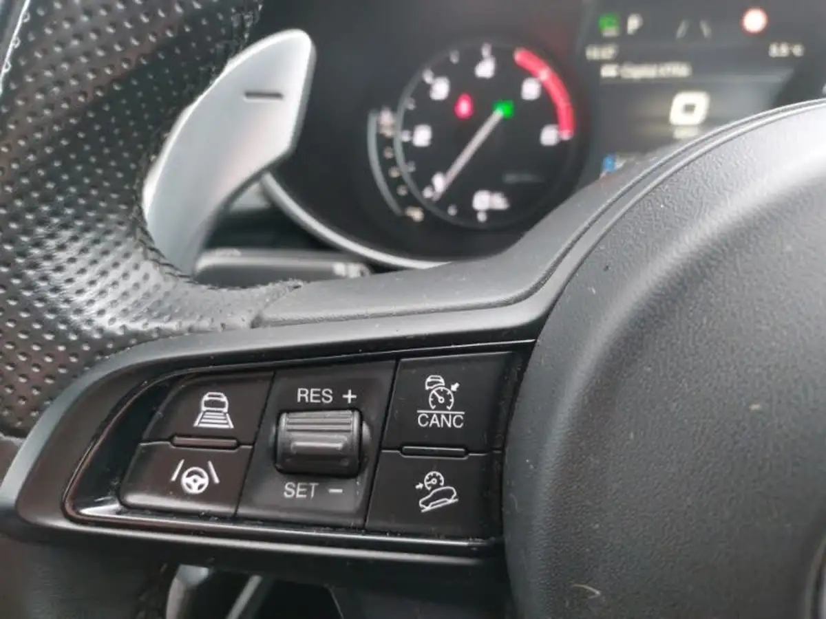 2021-alfa-romeo-stelvio-22td-veloce-big-17