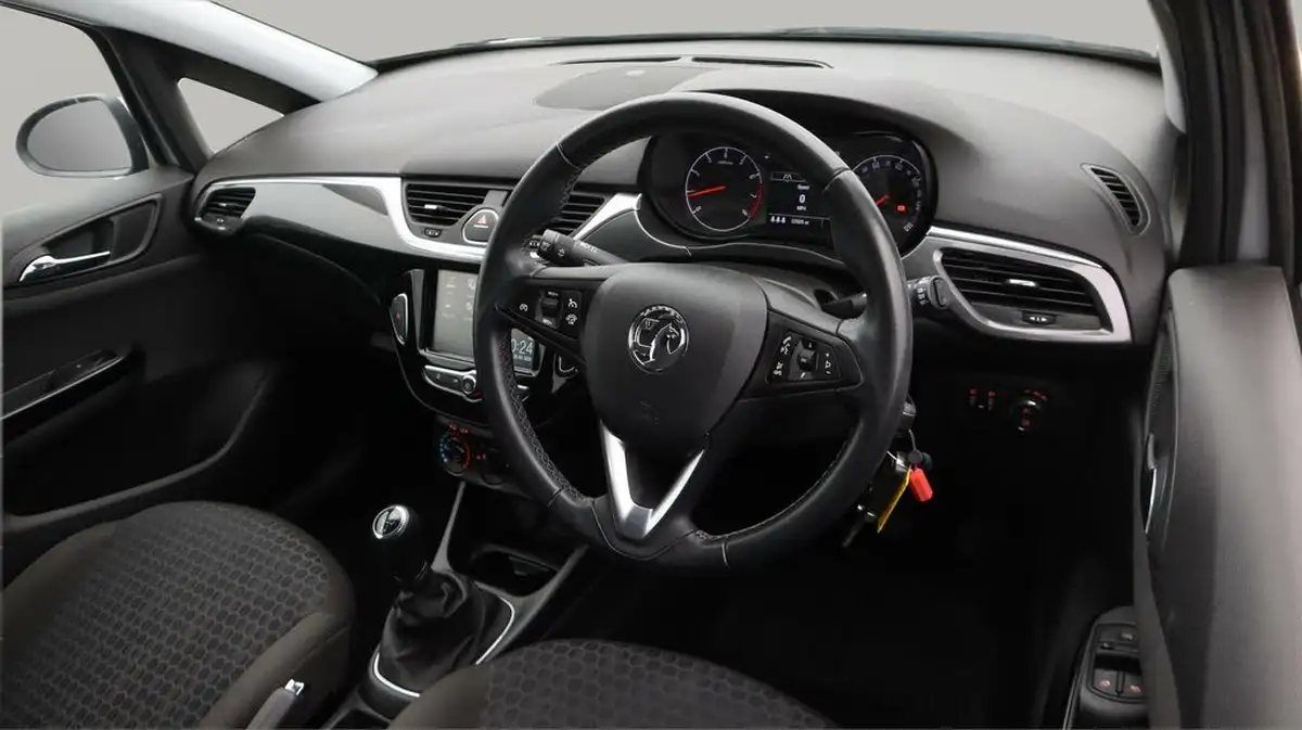 2019-vauxhall-corsa-14i-design-75ps-ecotec-3d-big-9