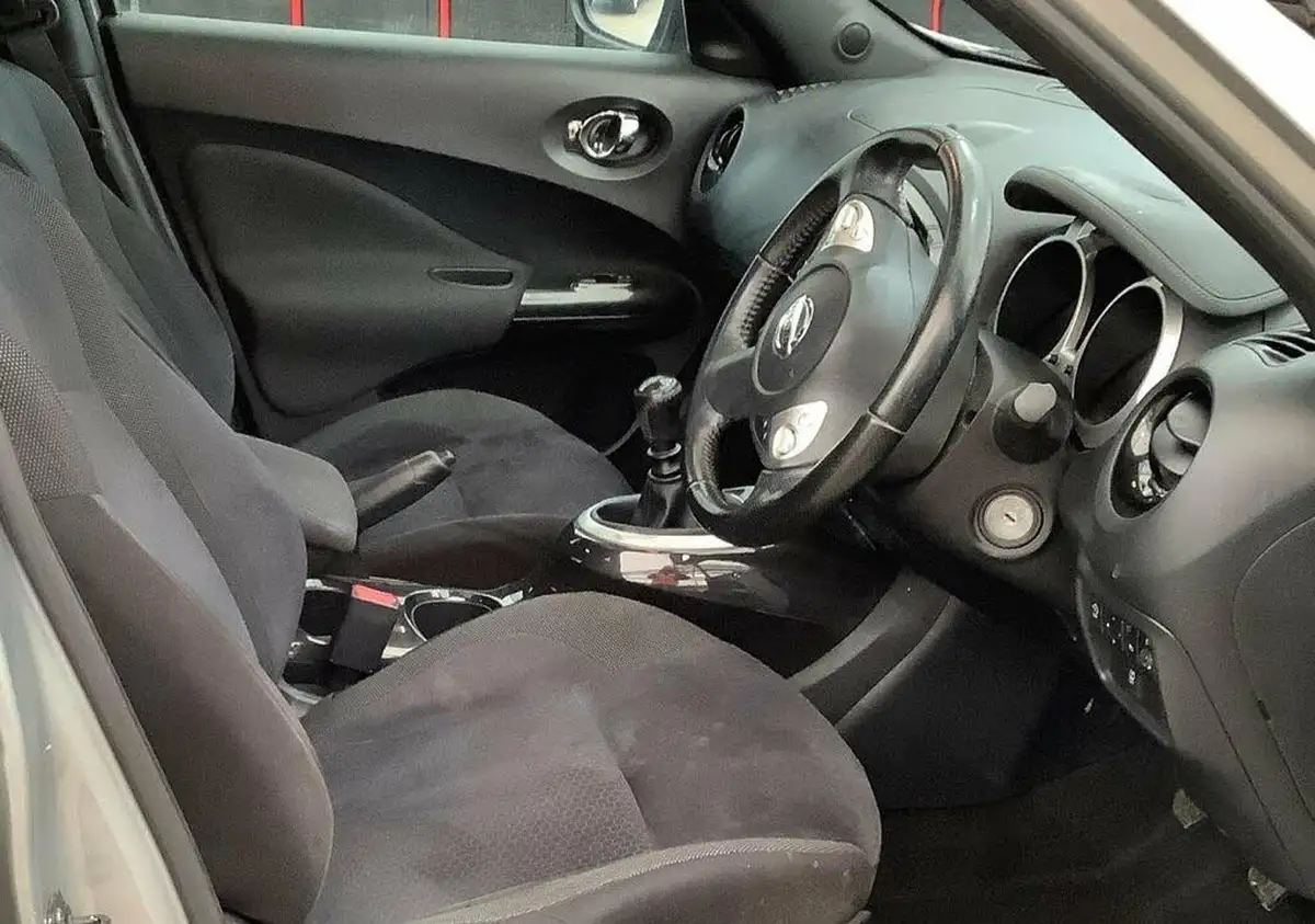 2015-nissan-juke-12-acenta-premium-big-6