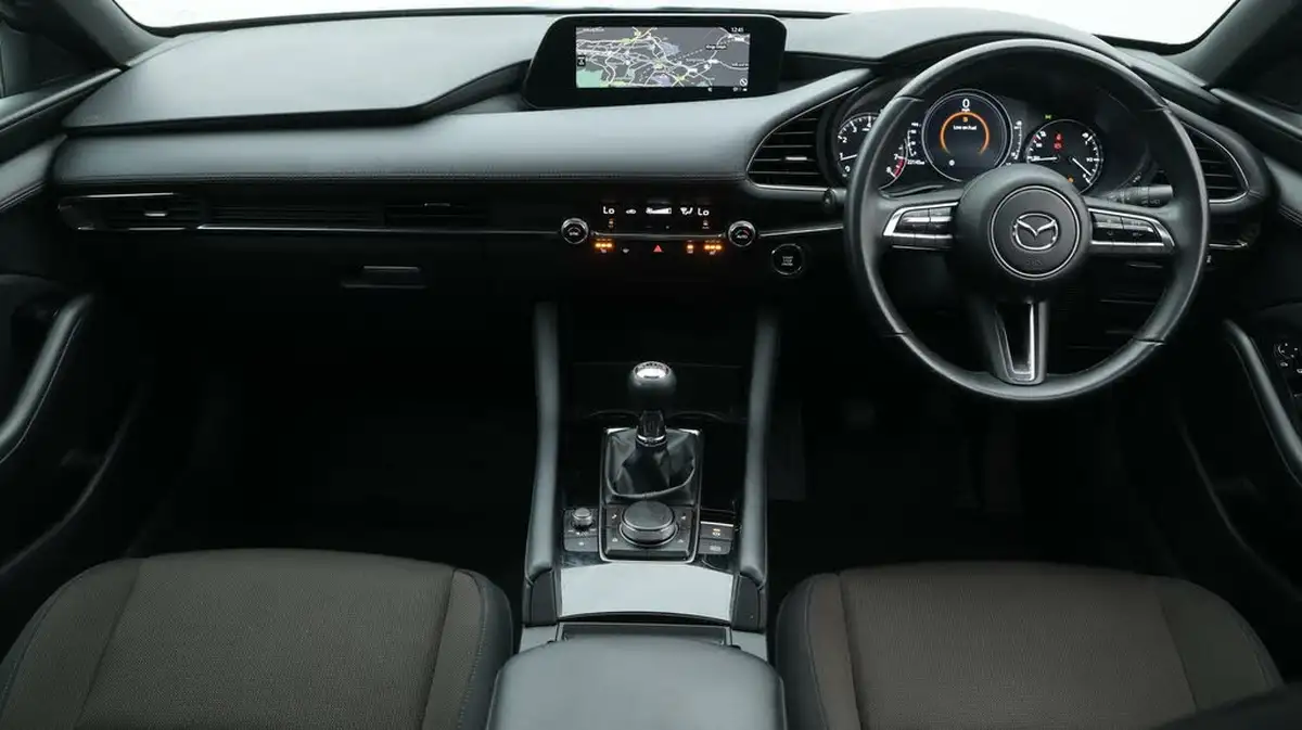 2023-mazda-mazda3-20-sport-lux-186ps-hatchback-5d-big-13