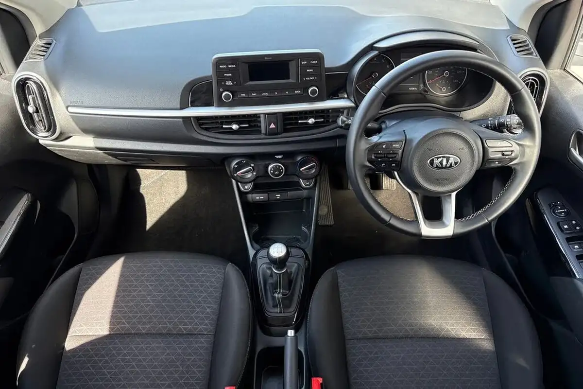 2021-kia-picanto-10-2-big-30