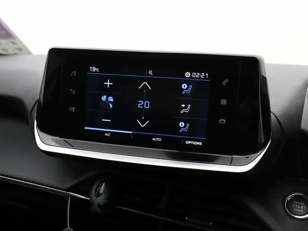 2021-peugeot-208-12-puretech-allure-premium-100bhp-big-16