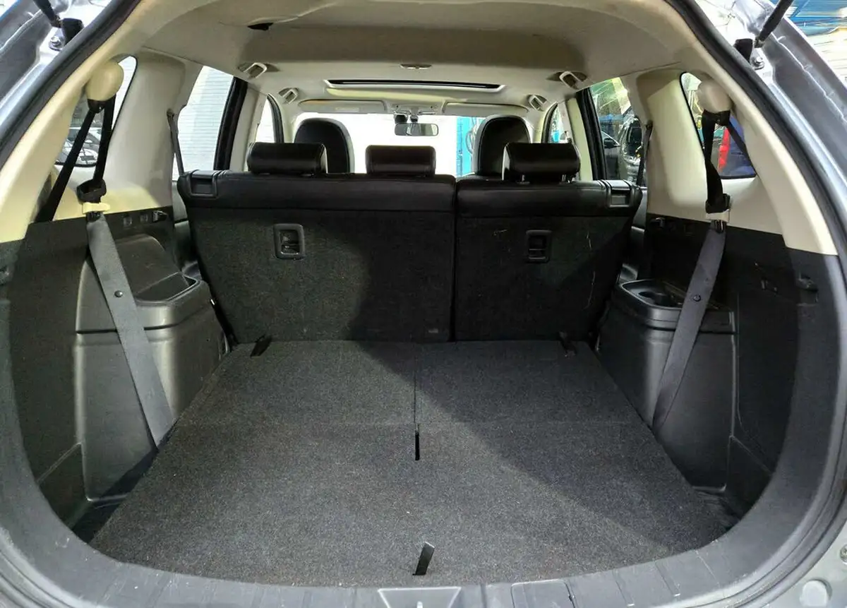 2013-mitsubishi-outlander-22di-d-gx4-big-39