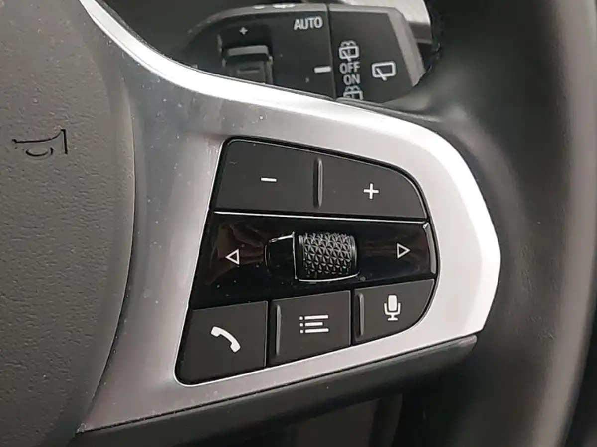 2023-bmw-1-series-15-118i-m-sport-lcp-dct-big-13