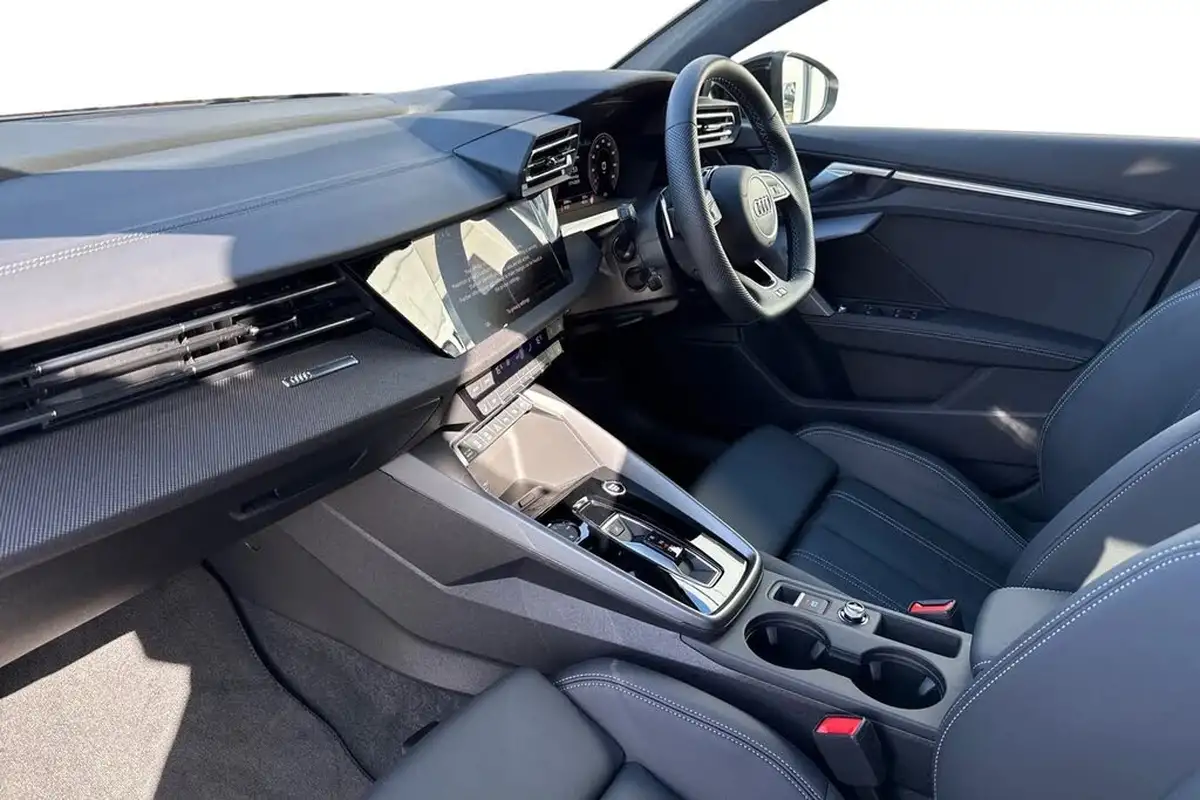 2024-audi-a3-15-35-tfsi-black-edition-sportback-5d-big-14