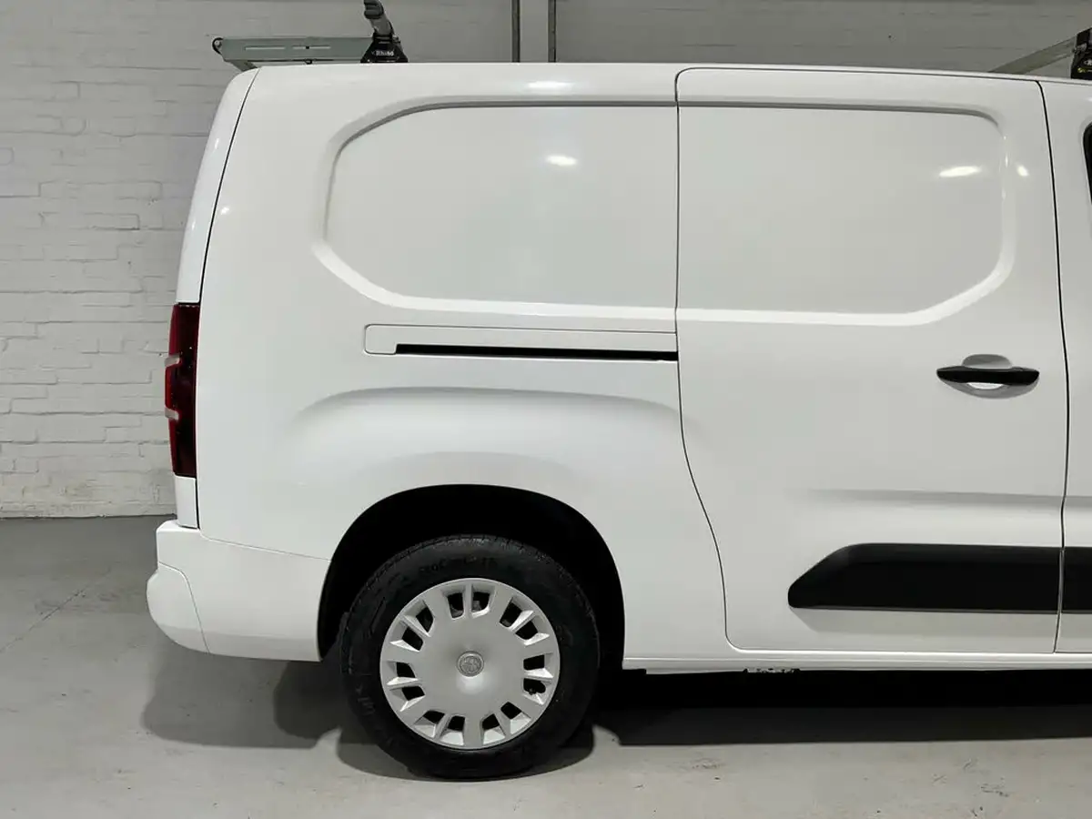 2020-vauxhall-combo-15cdti-sportive-2300-100pseu6d-t-l2h1-panel-big-7