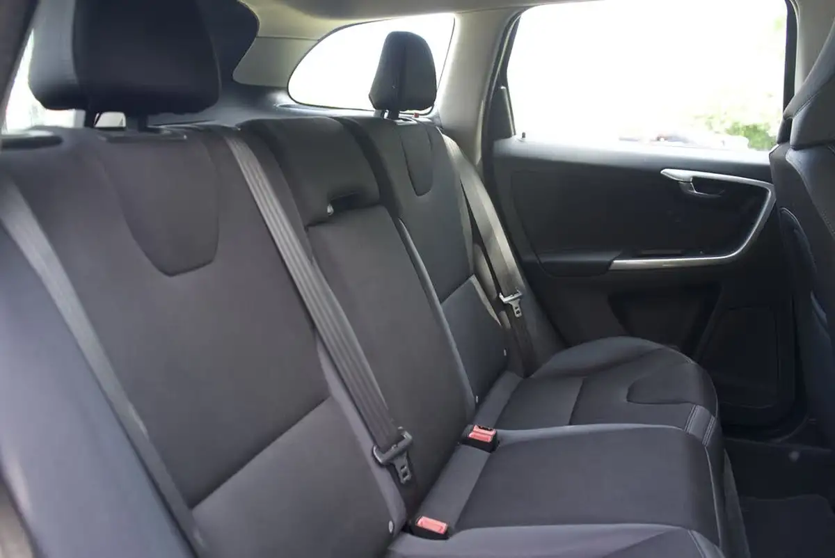2014-volvo-xc60-24td-d4-se-181bhp-nav-geartronic-big-50