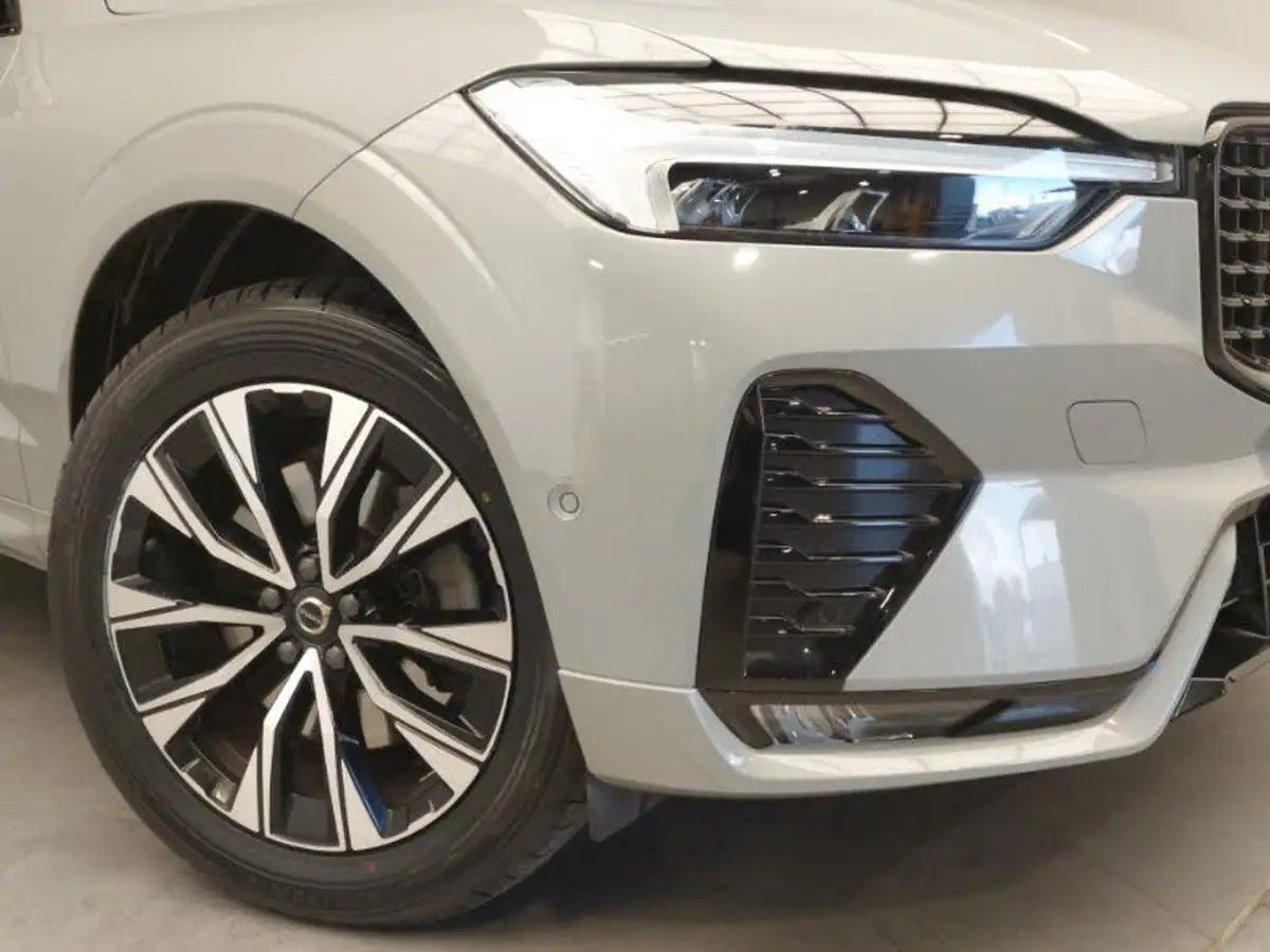 2023-volvo-xc60-20-b5-plus-big-8