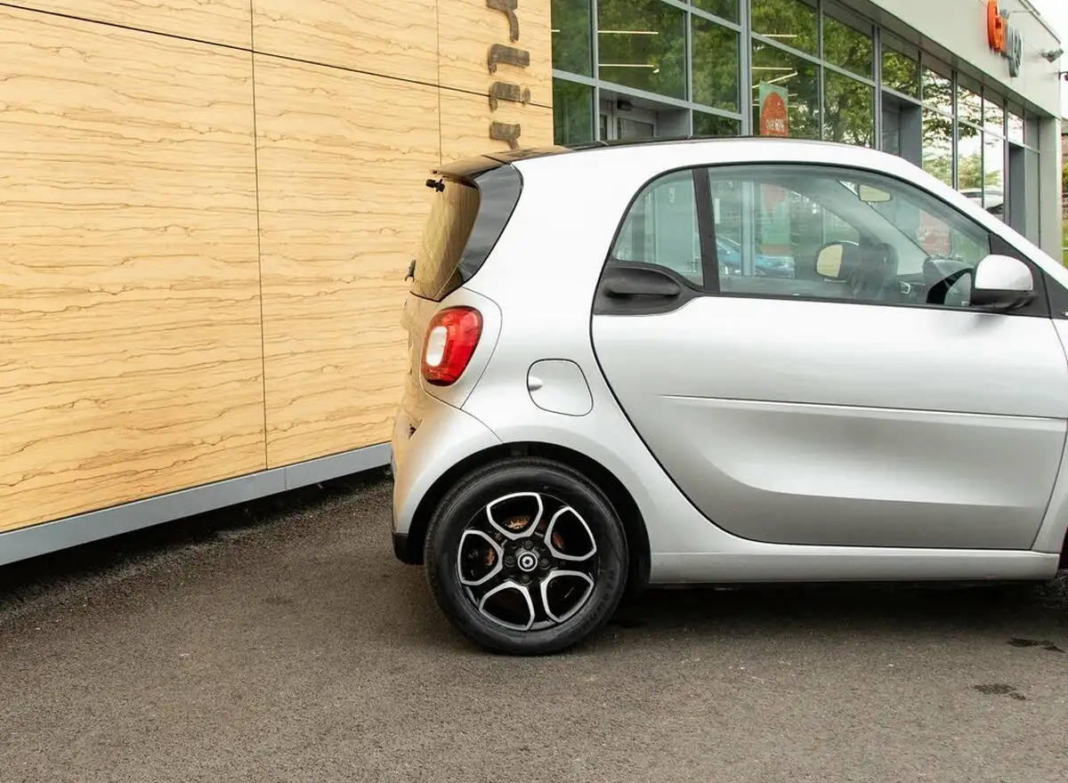2016-smart-fortwo-10-prime-71bhp-ss-coupe-twinamic-big-6