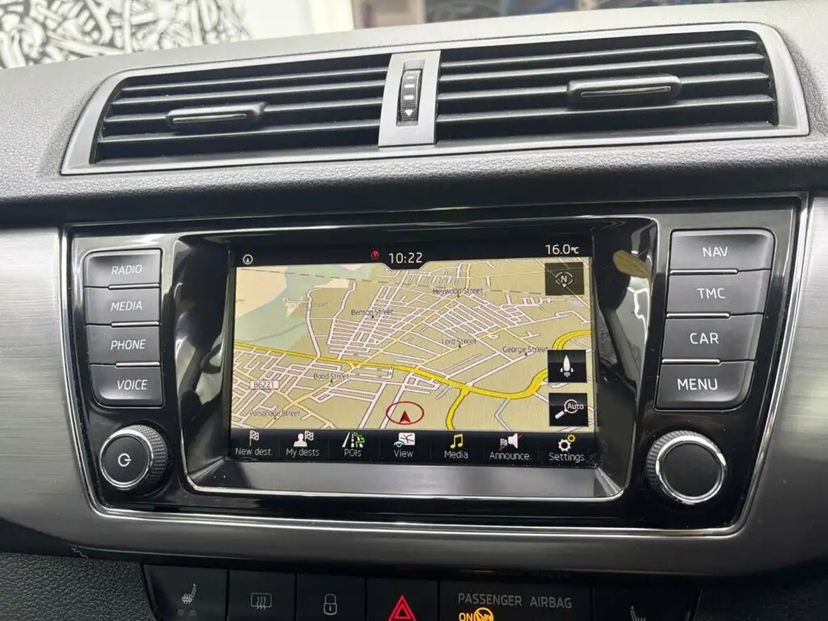 2020-skoda-fabia-10-mpi-se-drive-big-13
