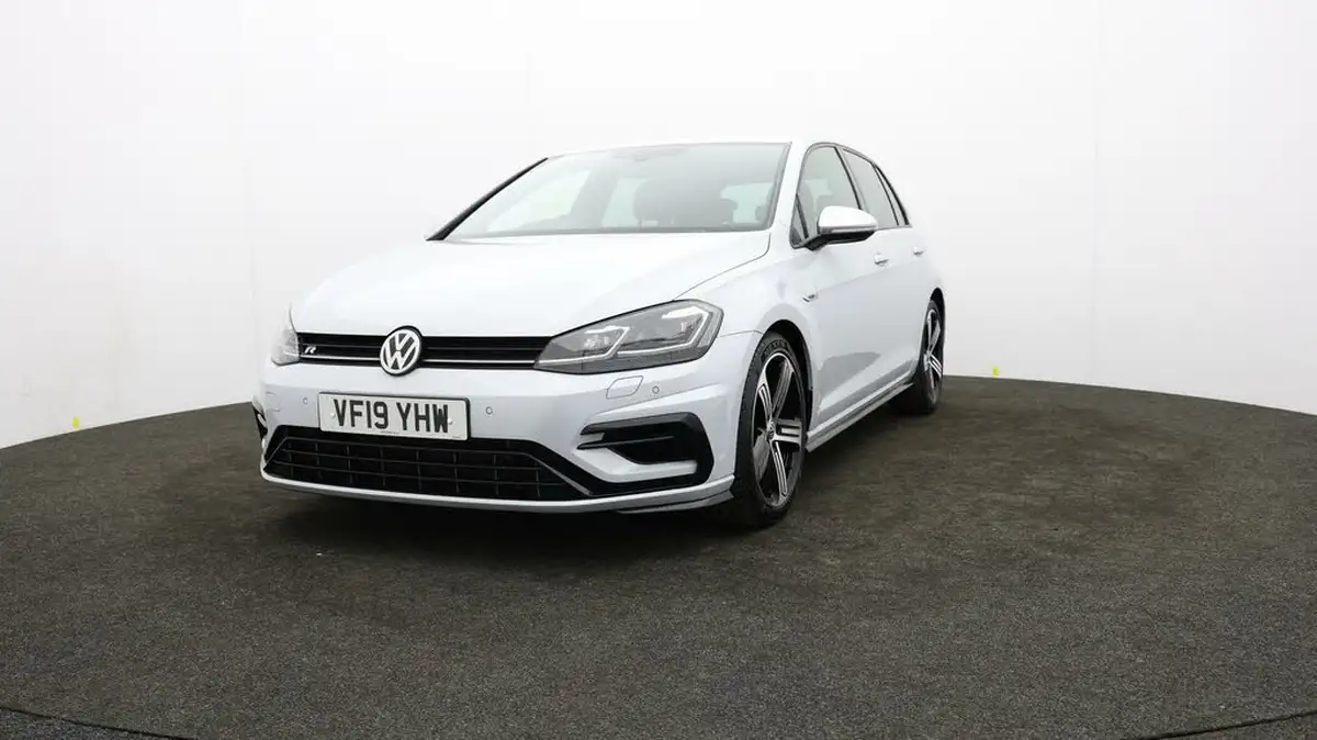 2019-volkswagen-golf-20-tsi-r-300ps-hatchback-5d-dsg-big-50