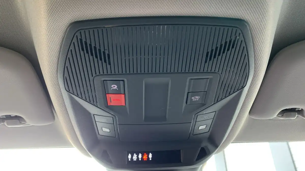 2024-citroen-c5-x-12-puretech-plus-130ps-ss-eat8-big-37