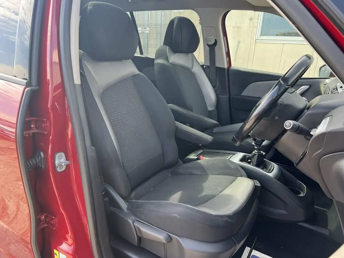 2018-citroen-grand-c4-spacetourer-15bluehdi-flair-big-18