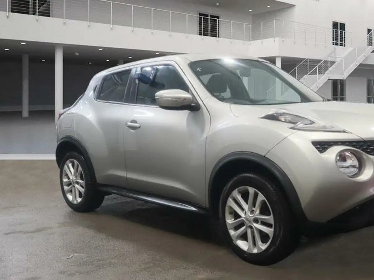 2014-nissan-juke-16-acenta-premium-117ps-1598cc-xtronic-cvt-big-0