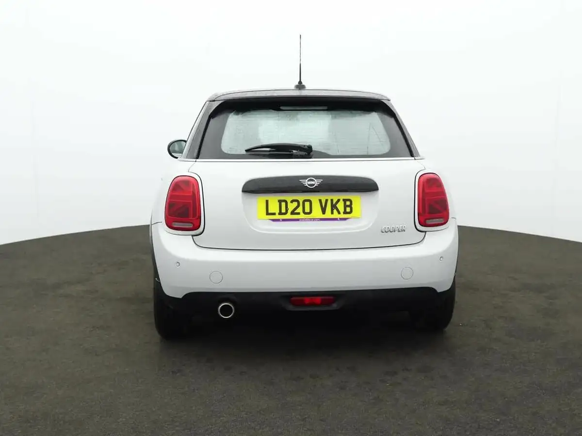 2020-mini-countryman-15-cooper-classic-big-2