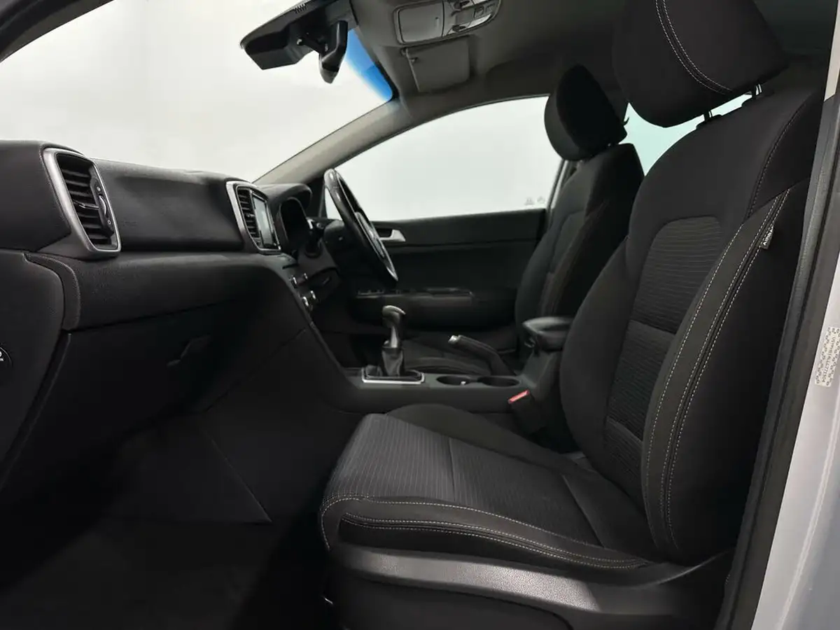 2019-kia-sportage-16-gdi-2-big-32
