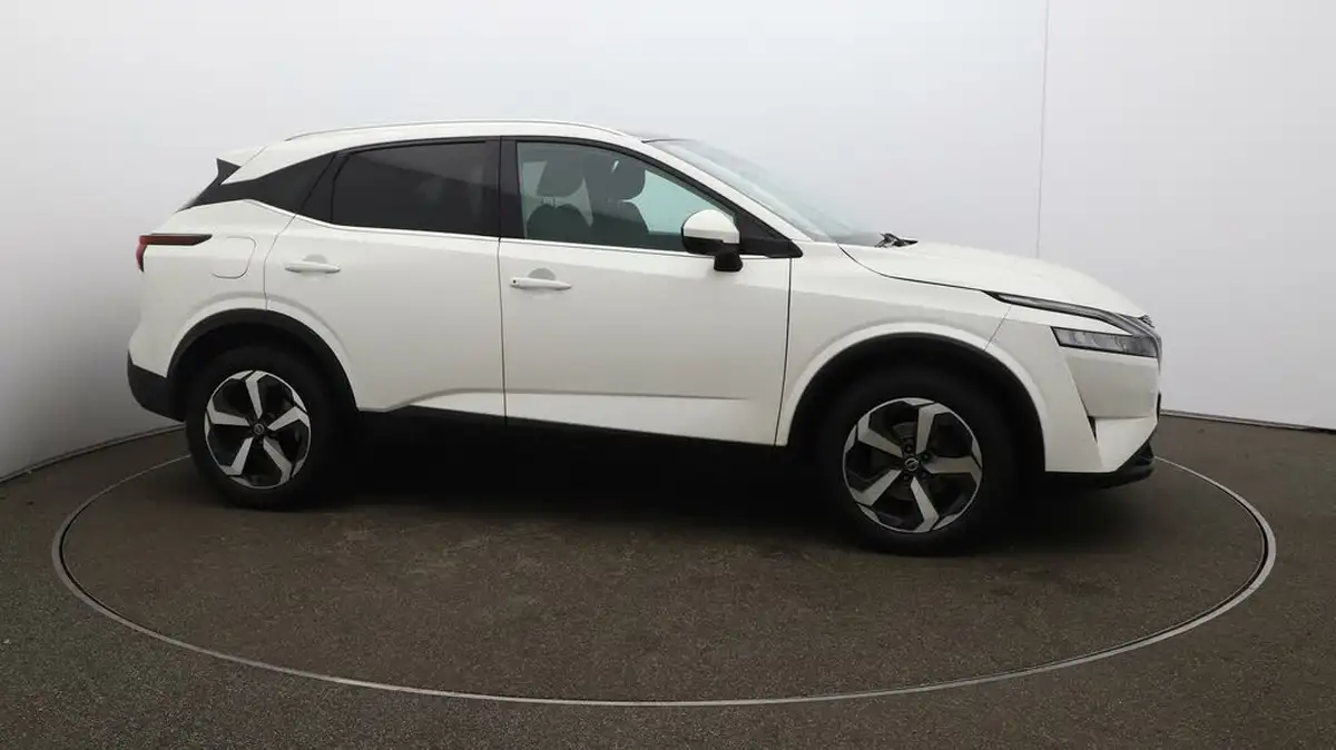 2022-nissan-qashqai-13-dig-t-n-connecta-140ps-big-39