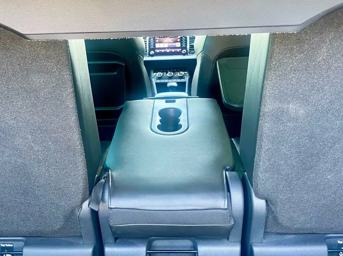 2018-skoda-karoq-15-tsi-se-l-ss-dsg-big-19