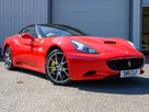2010-ferrari-california-43-small-45