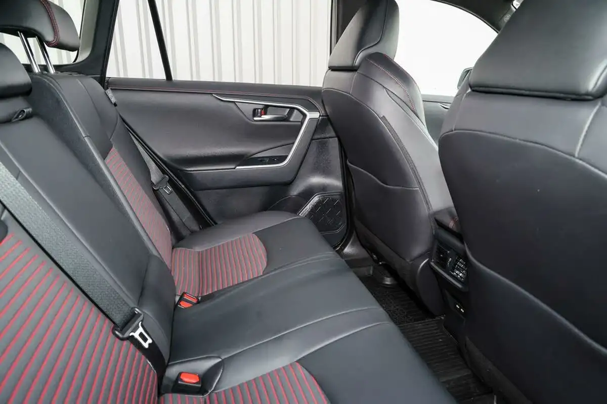 2021-toyota-rav4-25-vvt-i-dynamic-302bhp-plug-in-big-12