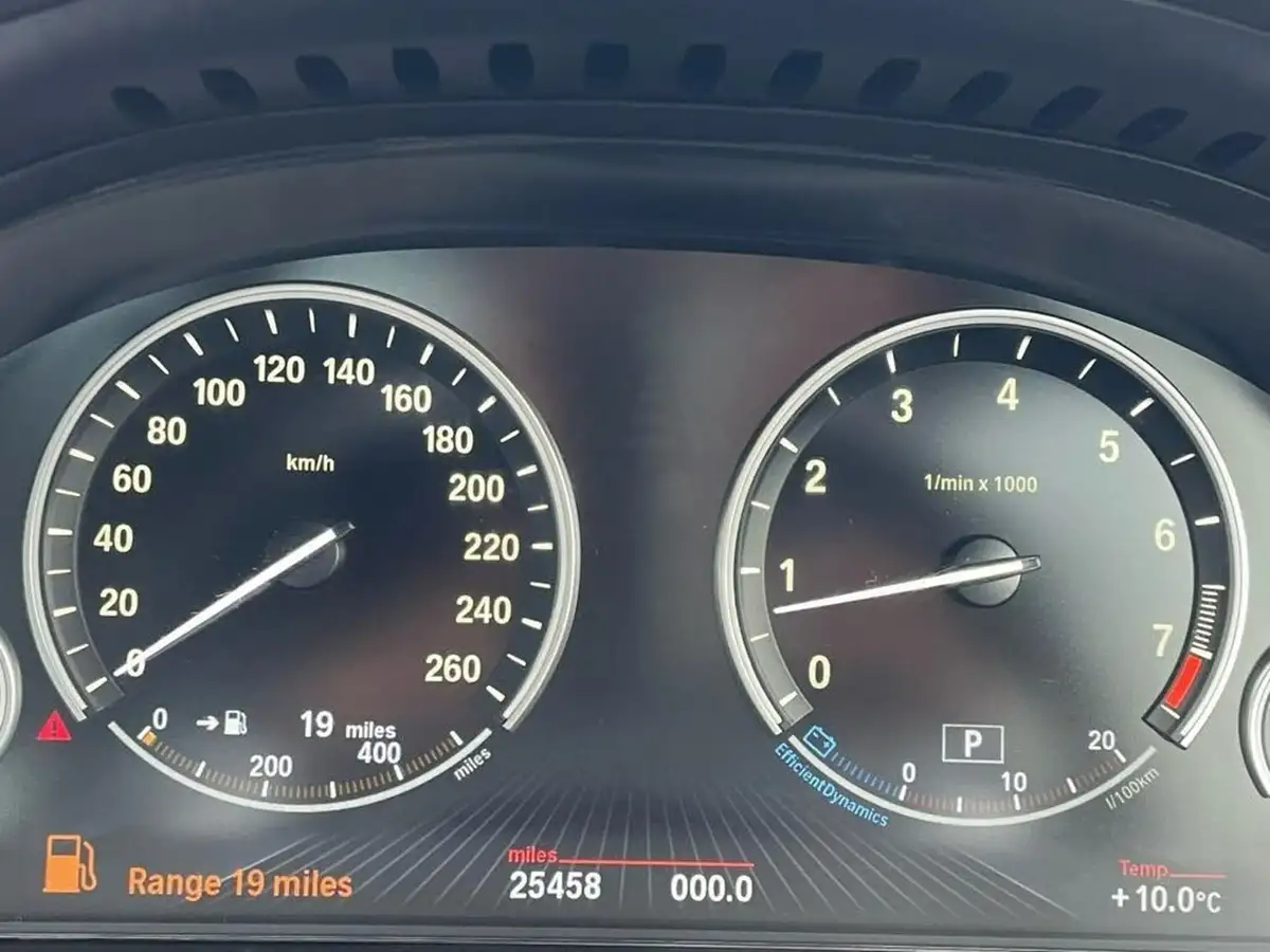 2013-bmw-6-series-big-11
