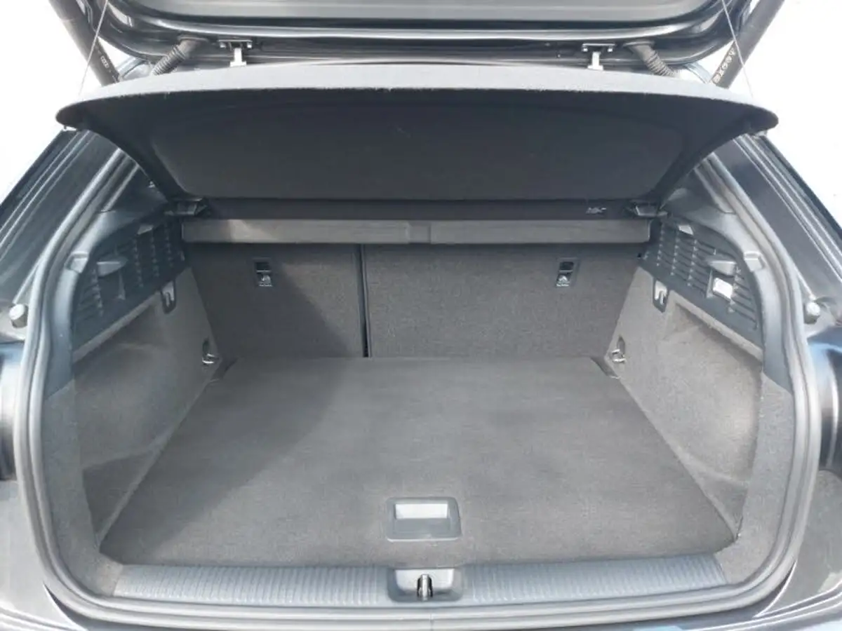 2022-audi-sq2-20-tfsi-black-edition-big-7