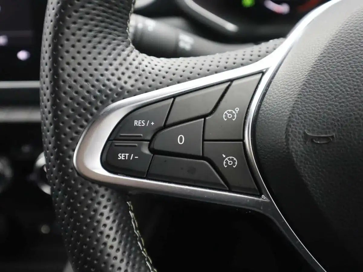2024-renault-captur-16-e-tech-engineered-145ps-full-big-31
