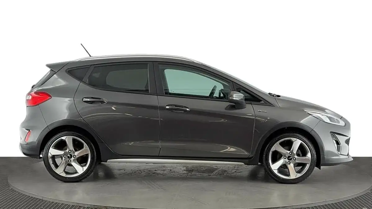 2018-ford-fiesta-10t-active-x-140ps-big-2