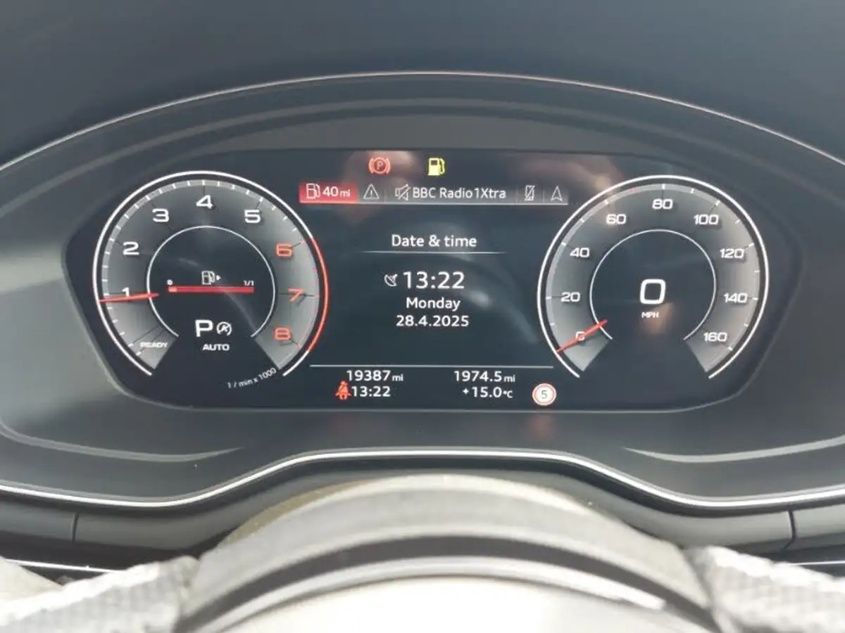2023-audi-a4-20-35-tfsi-black-edition-big-16