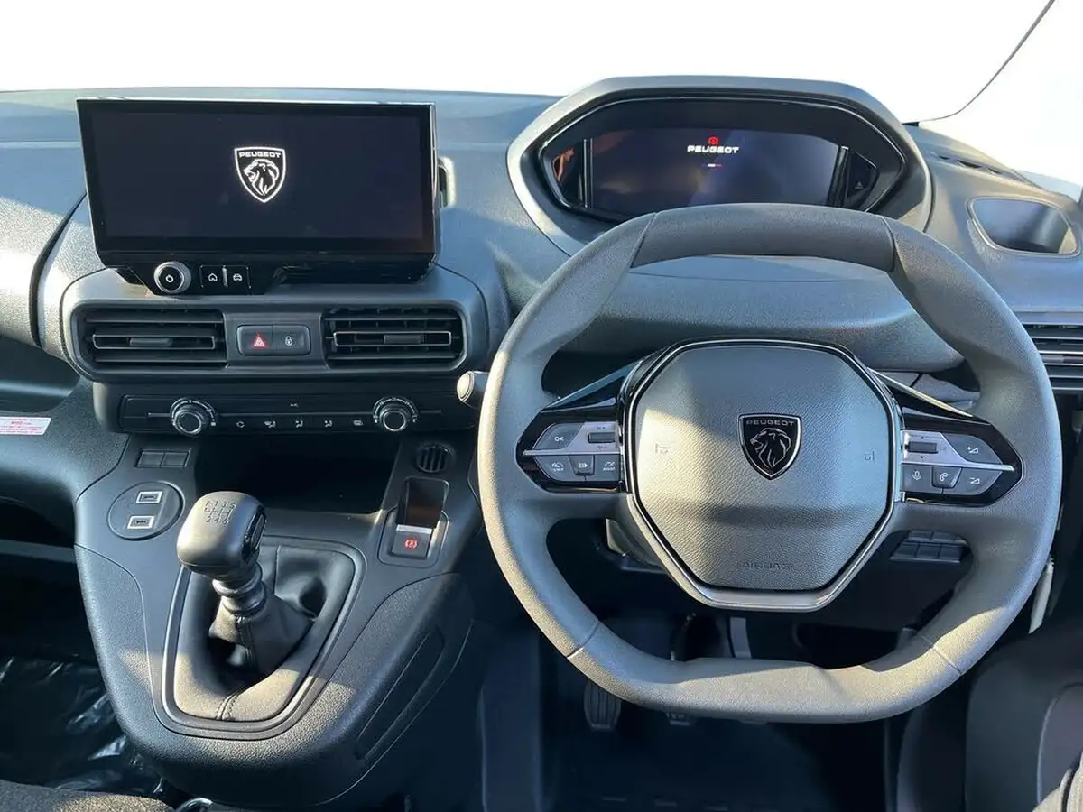 2024-peugeot-partner-15-bluehdi-professional-100pseu6d-big-7