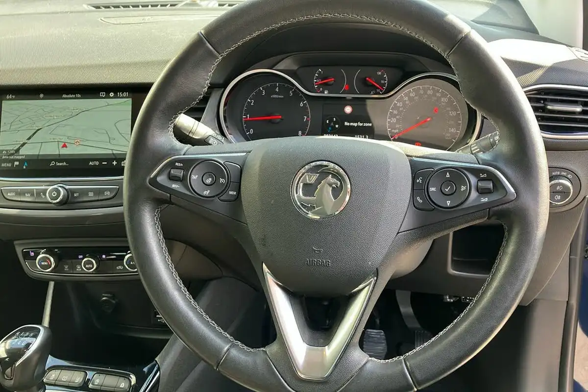 2023-vauxhall-crossland-12-ultimate-110ps-big-32