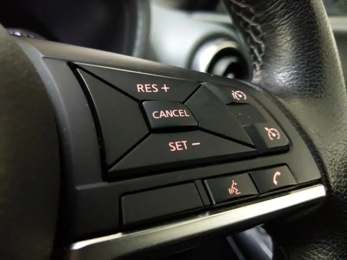 2022-nissan-juke-10-dig-t-n-connecta-big-15