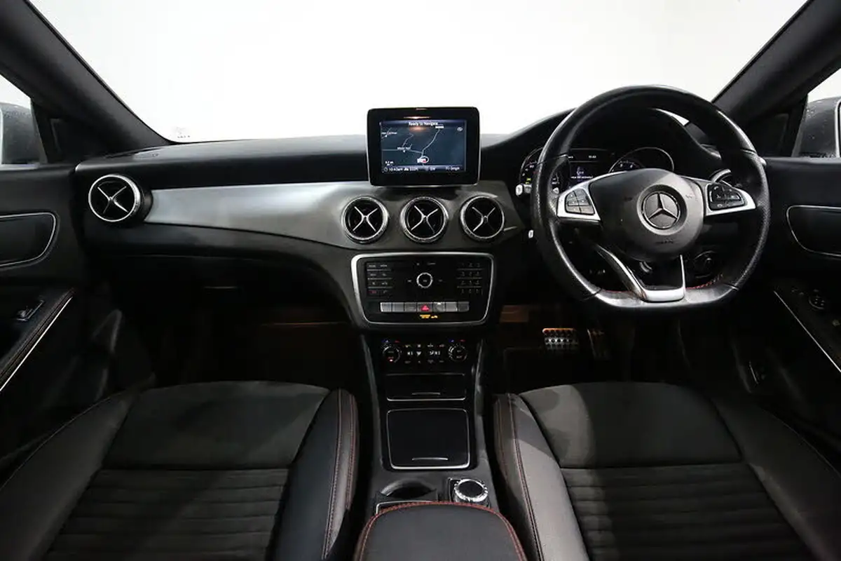 2018-mercedes-benz-cla-16-cla-180-amg-line-edition-shooting-brake-5d-7g-dct-big-28