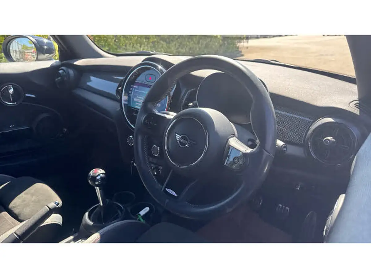 2022-mini-cooper-20-john-cooper-works-hatchback-3d-big-5