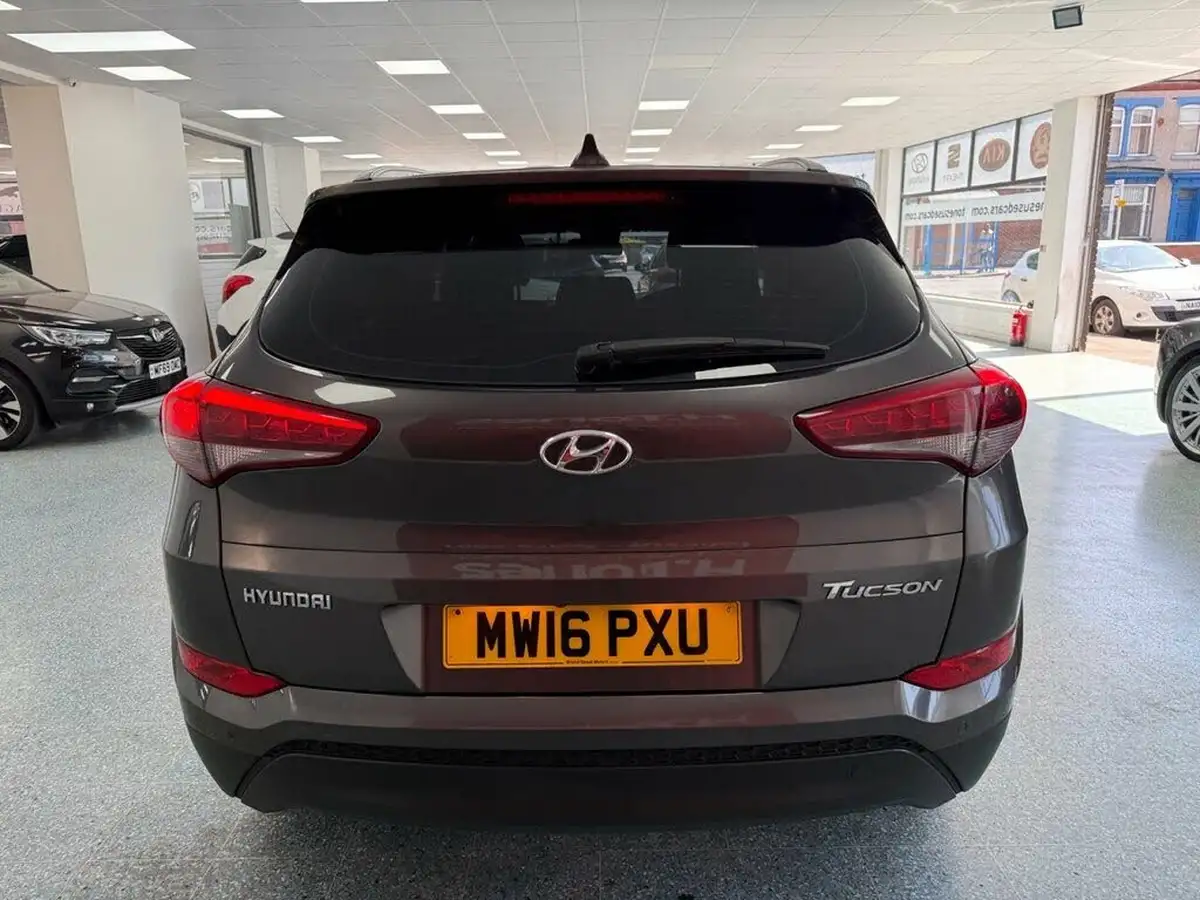 2016-hyundai-tucson-17crdi-blue-drive-se-nav-116ps-big-11
