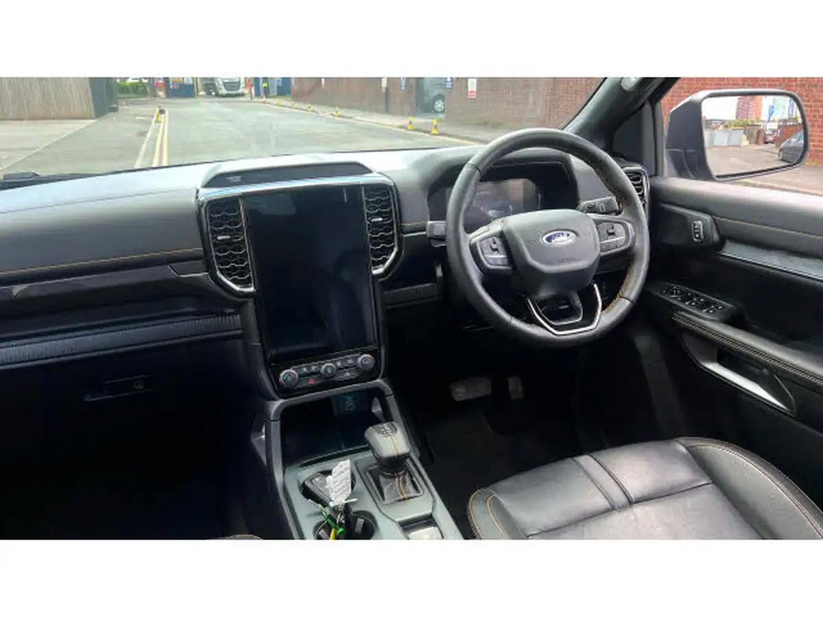 2024-ford-ranger-20-ecoblue-wildtrak-double-cab-205pseu6d-big-17
