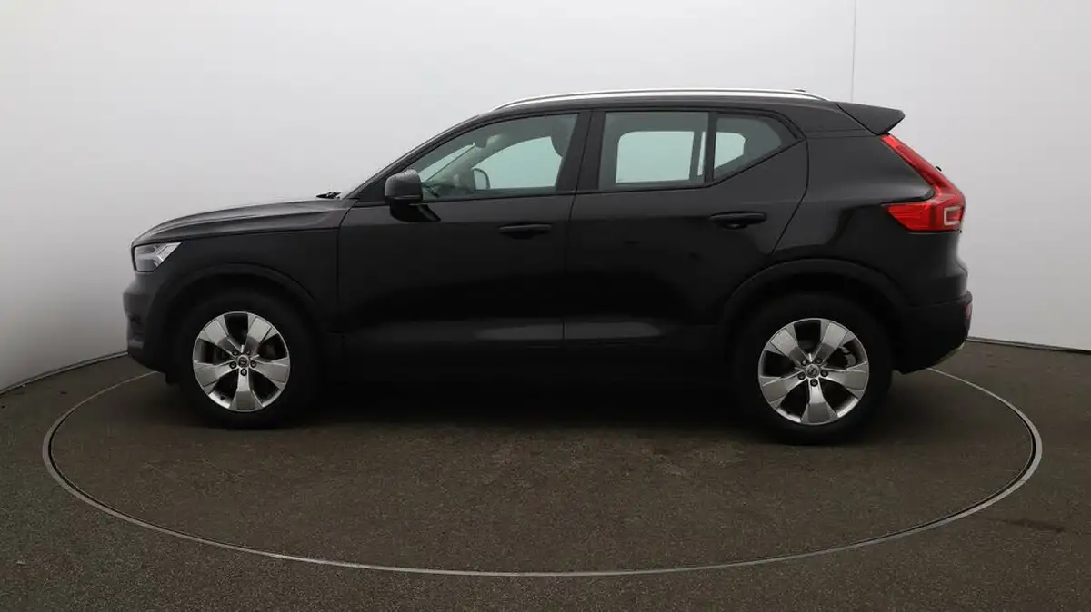 2021-volvo-xc40-15-t3-momentum-163bhp-big-63