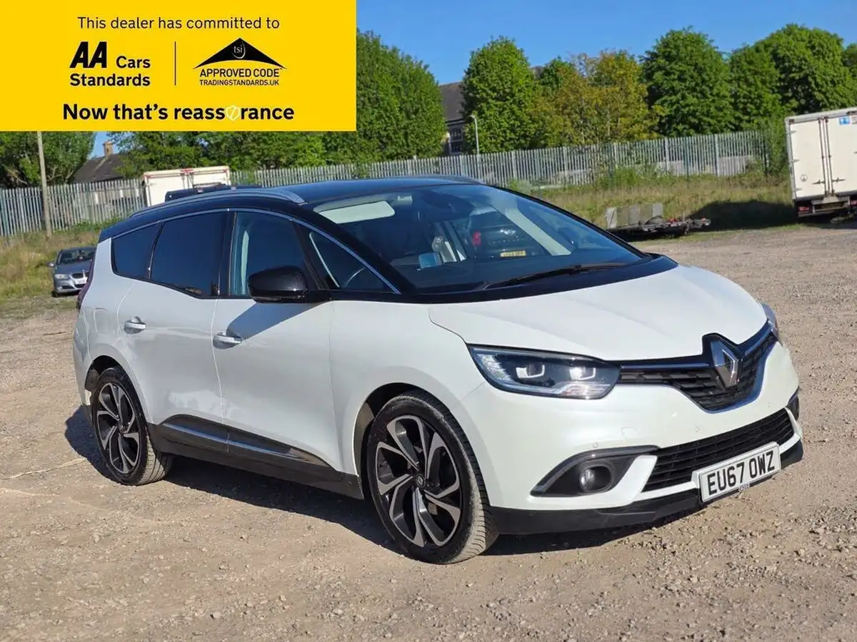 2017-renault-grand-scenic-16dci-signature-nav-160bhp-edc-auto-big-0