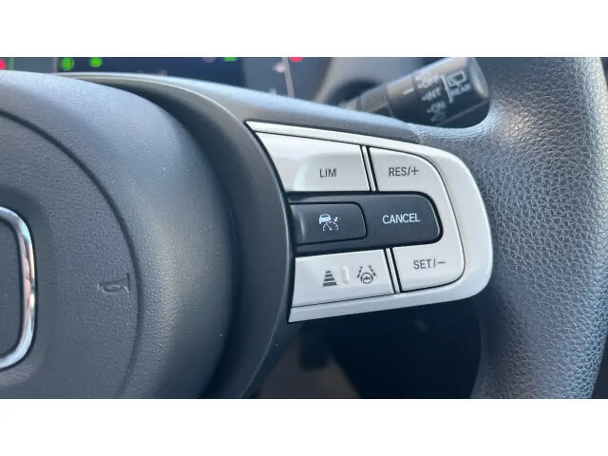 2022-honda-jazz-15-i-mmd-sr-109ps-big-13