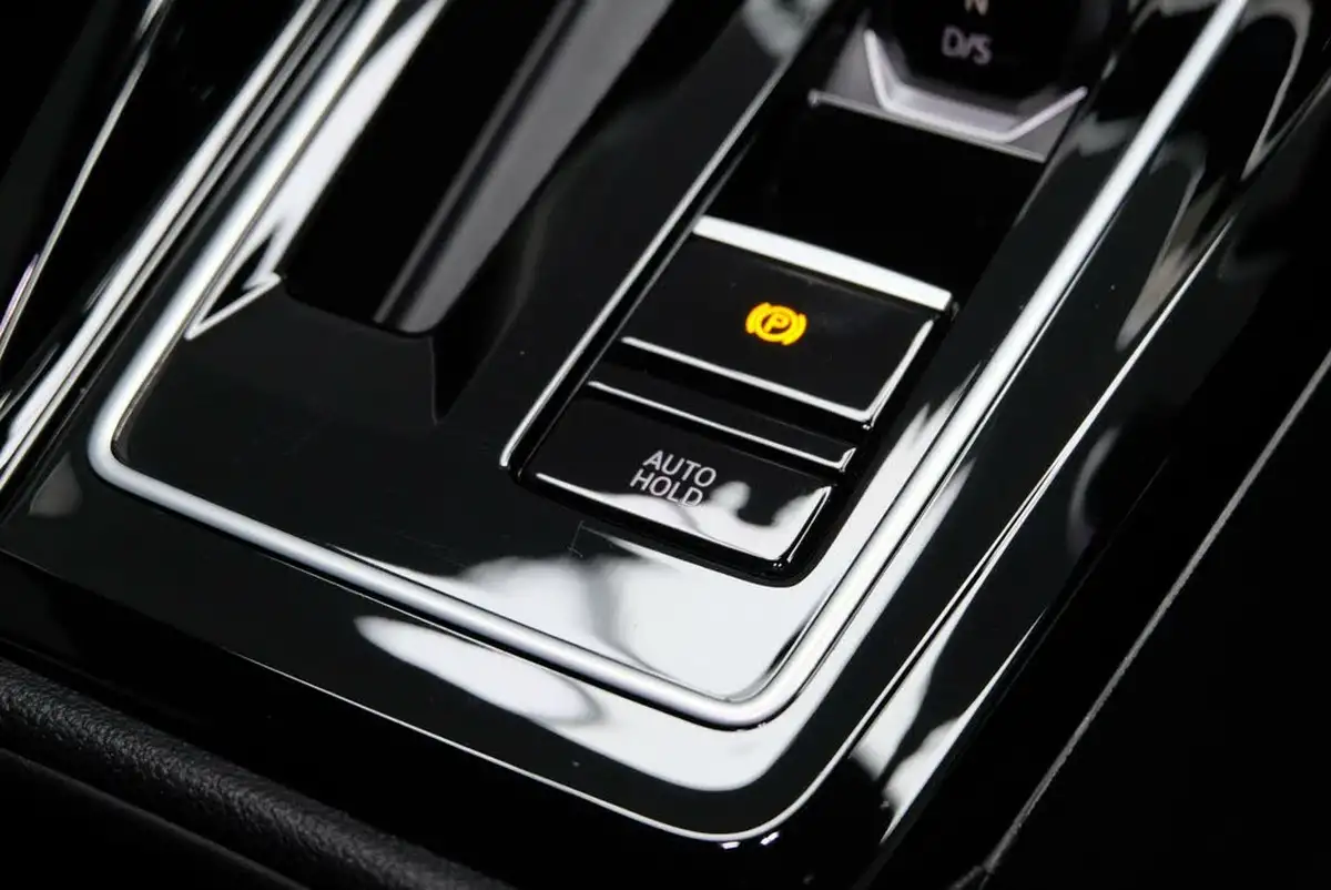 2023-volkswagen-golf-15-etsi-style-130ps-hatchback-big-20
