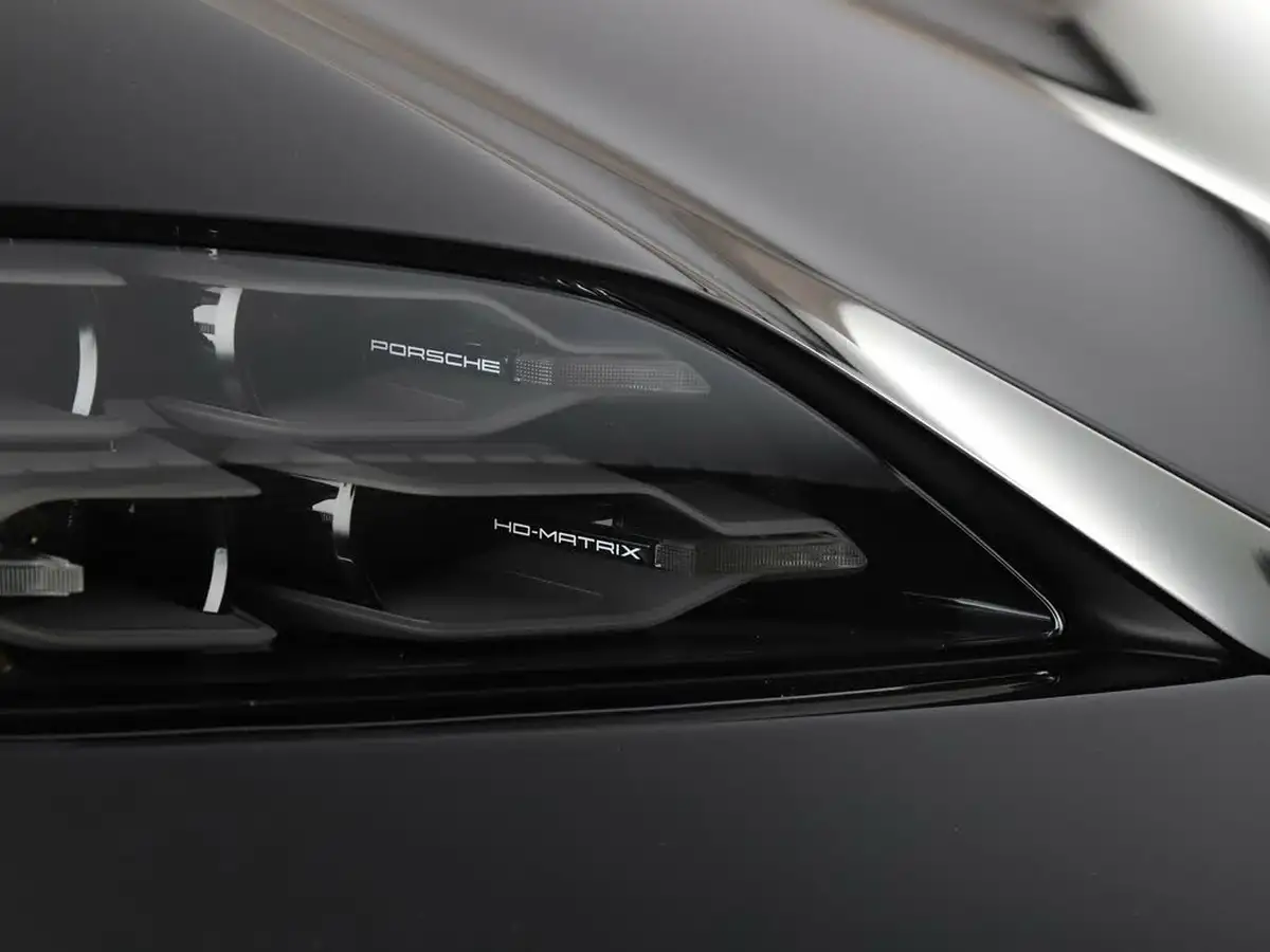 2025-porsche-taycan-e-4-cross-turismo-435ps-big-43