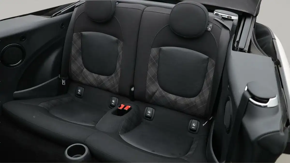 2018-mini-cooper-20-cooper-s-series-ii-ss-convertible-2d-big-16