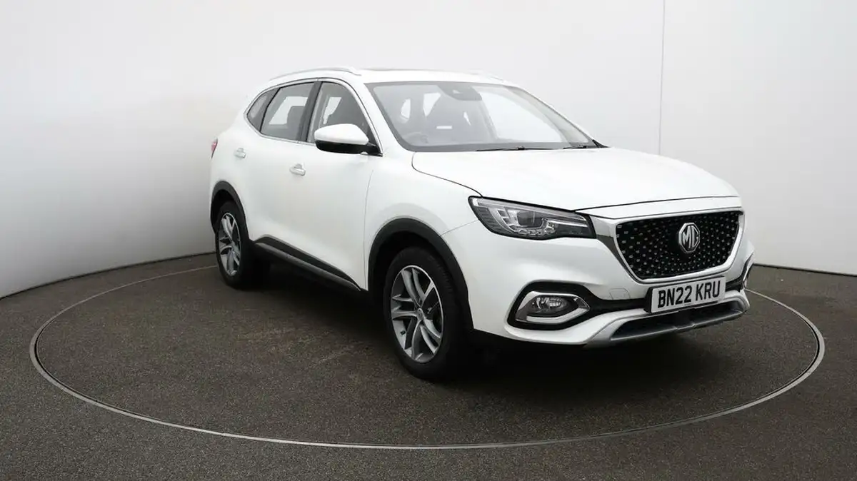 2022-mg-hs-15t-gdi-exclusive-162ps-big-43