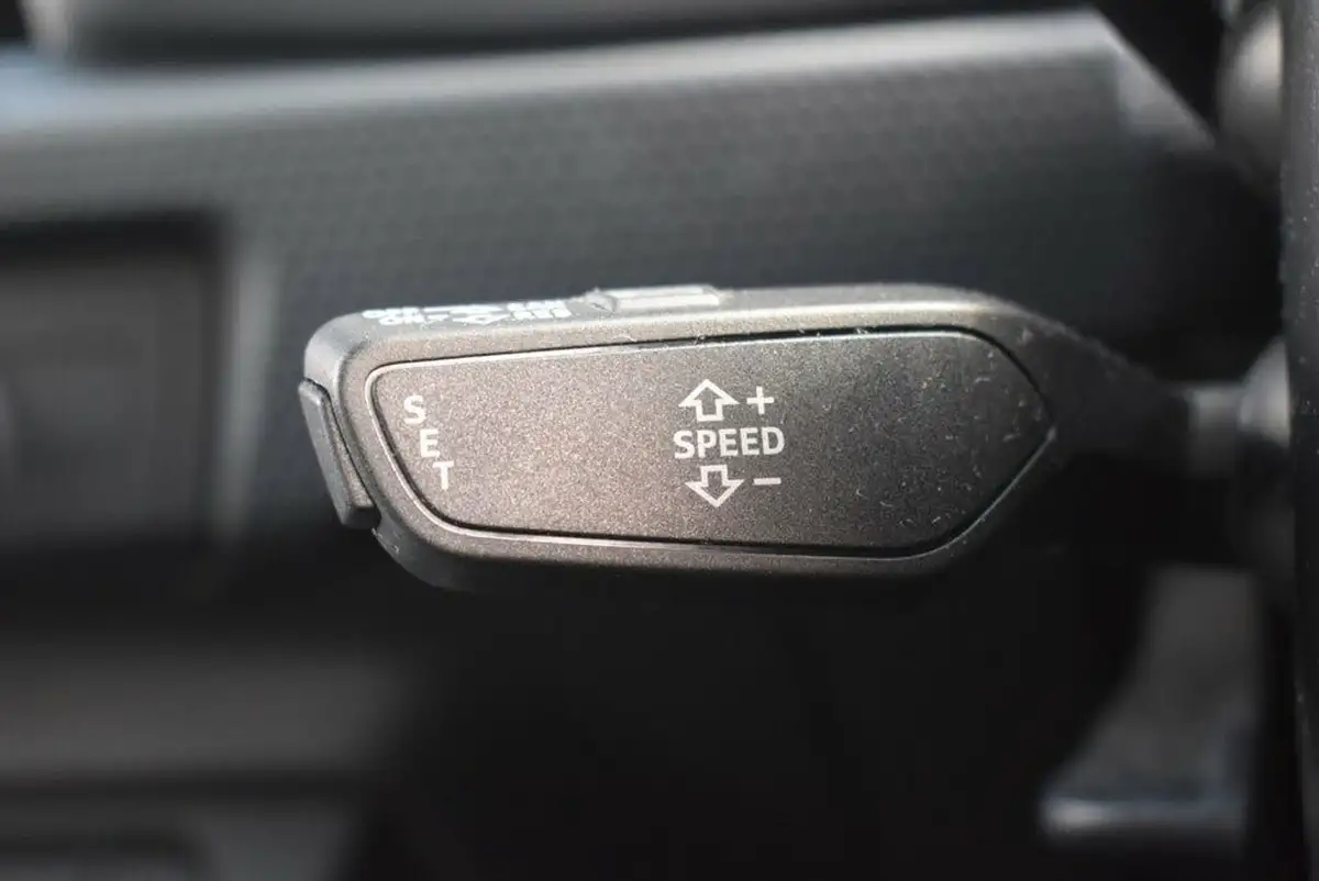 2021-audi-a1-10-30-tfsi-sport-110ps-big-1